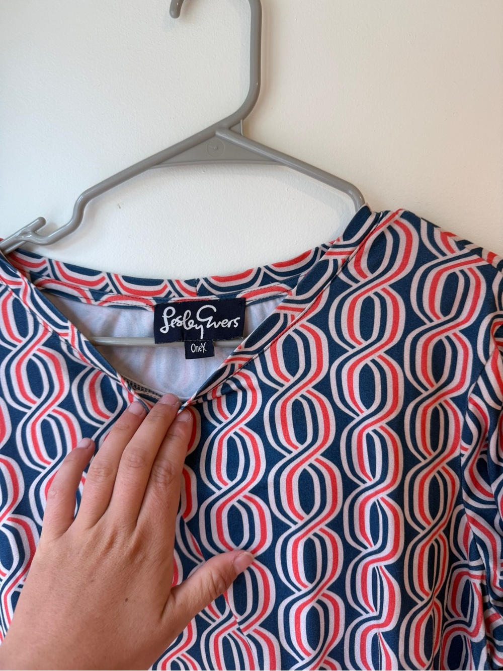 Lesley Evers Geometric Long-Sleeve Top - Picture 2 of 2